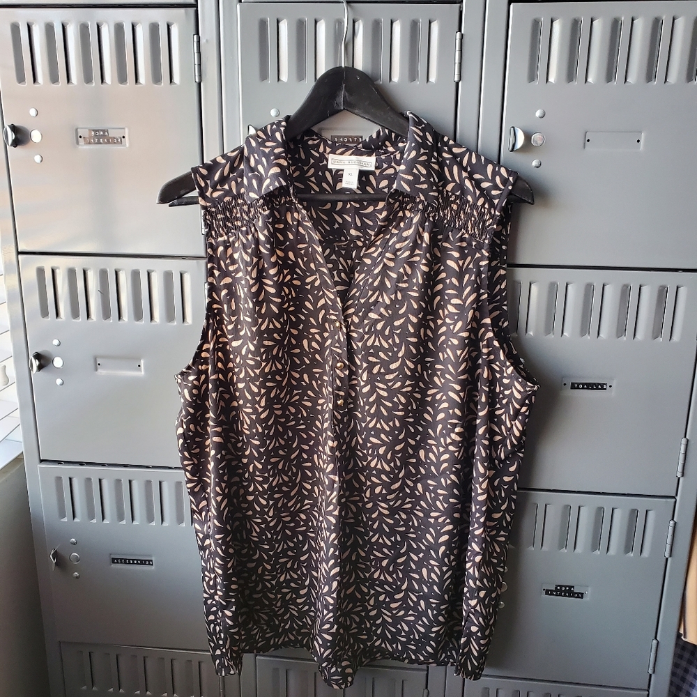 DANA BUCHMAN sleeveless blouse XL